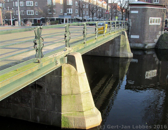 De brug, westelijke kant
              <br/>
              Gert-Jan Lobbes, 2016